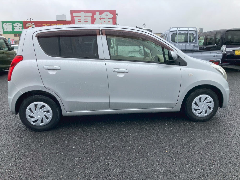 スズキ　アルトエコ　S3枚目