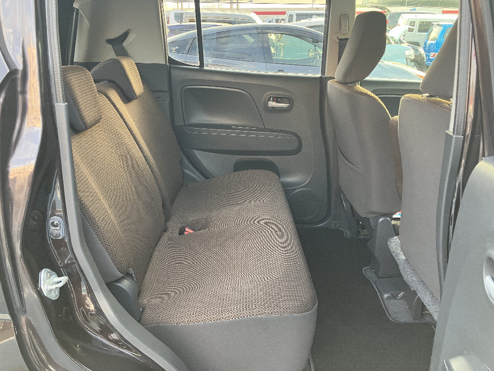 スズキ　ＭＲワゴン　G9枚目