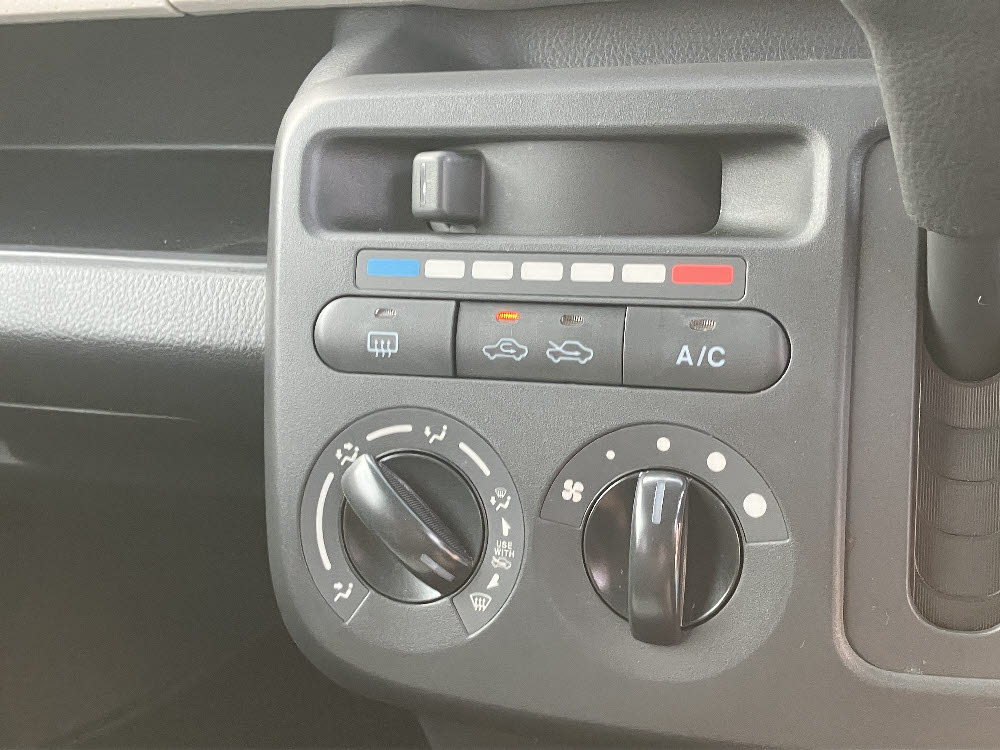 スズキ　ＭＲワゴン　G16枚目