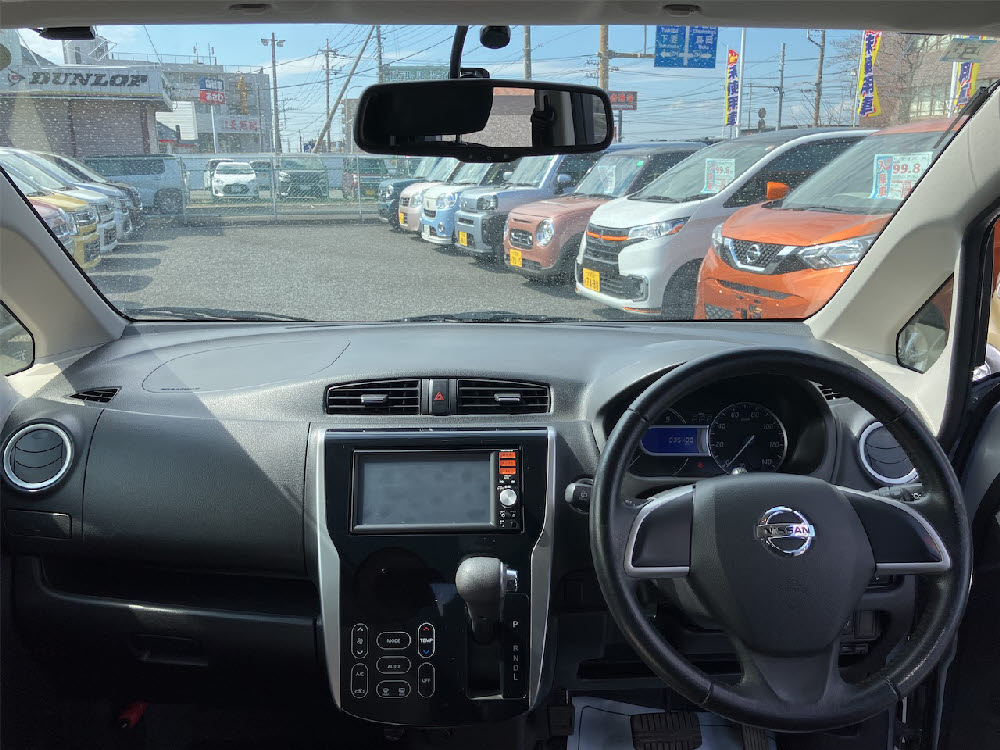 ニッサン　デイズ　ハイウェイスターX6枚目