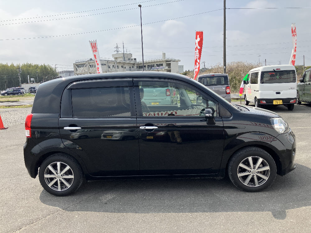 トヨタ ポルテ F3枚目
