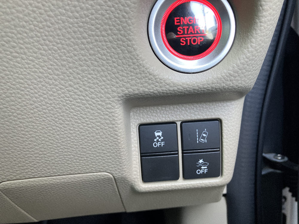 ホンダ　Ｎ ＢＯＸ　G・Honda SENSING11枚目