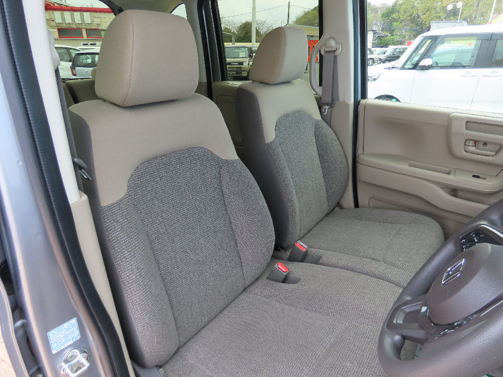 ホンダ　Ｎ ＢＯＸ　G・Honda SENSING9枚目