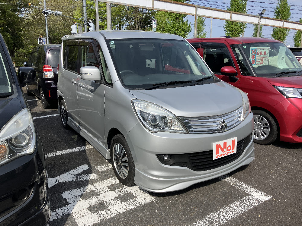 ミツビシ　デリカＤ：２　S2枚目