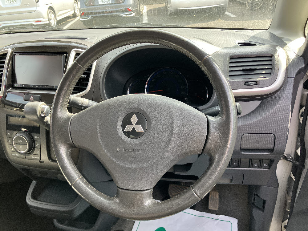 ミツビシ　デリカＤ：２　S6枚目