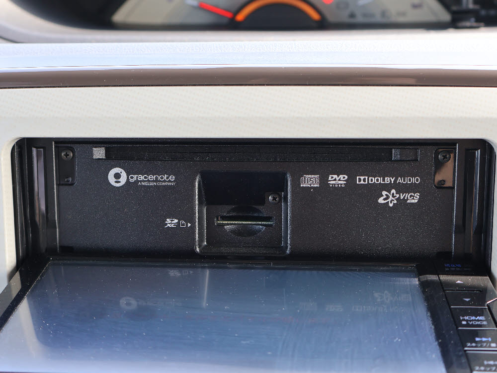 ダイハツ　ムーヴキャンバス　XメイクアップリミテッドSAⅢ13枚目