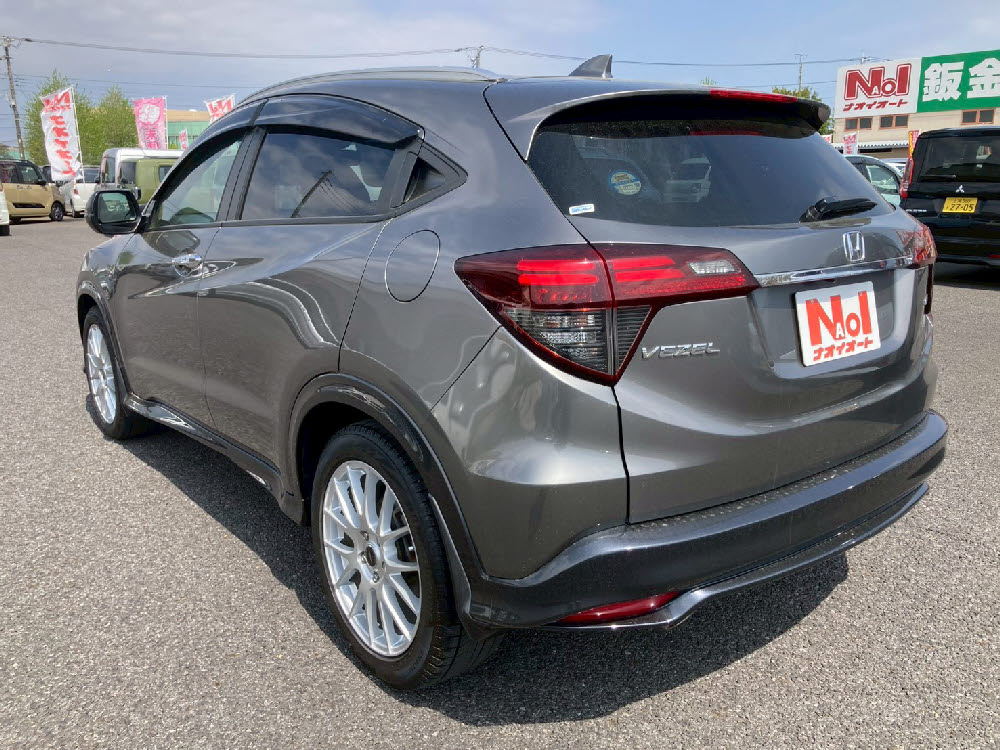 ホンダ　ヴェゼル　ツーリングホンダセンシング　6枚目