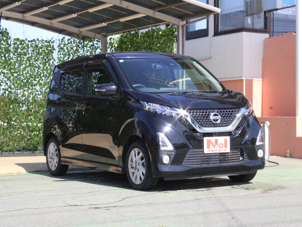 ニッサン　デイズ　ハイウェイスターX2枚目