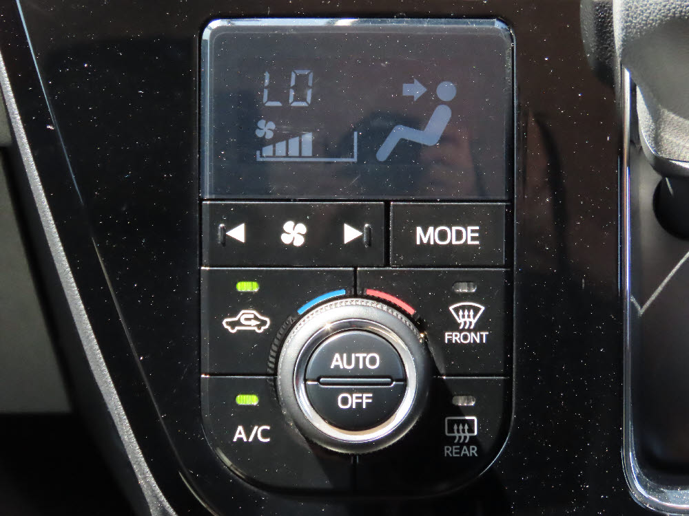 ダイハツ　キャストアクティバ GプライムコレクションSAⅢ12枚目