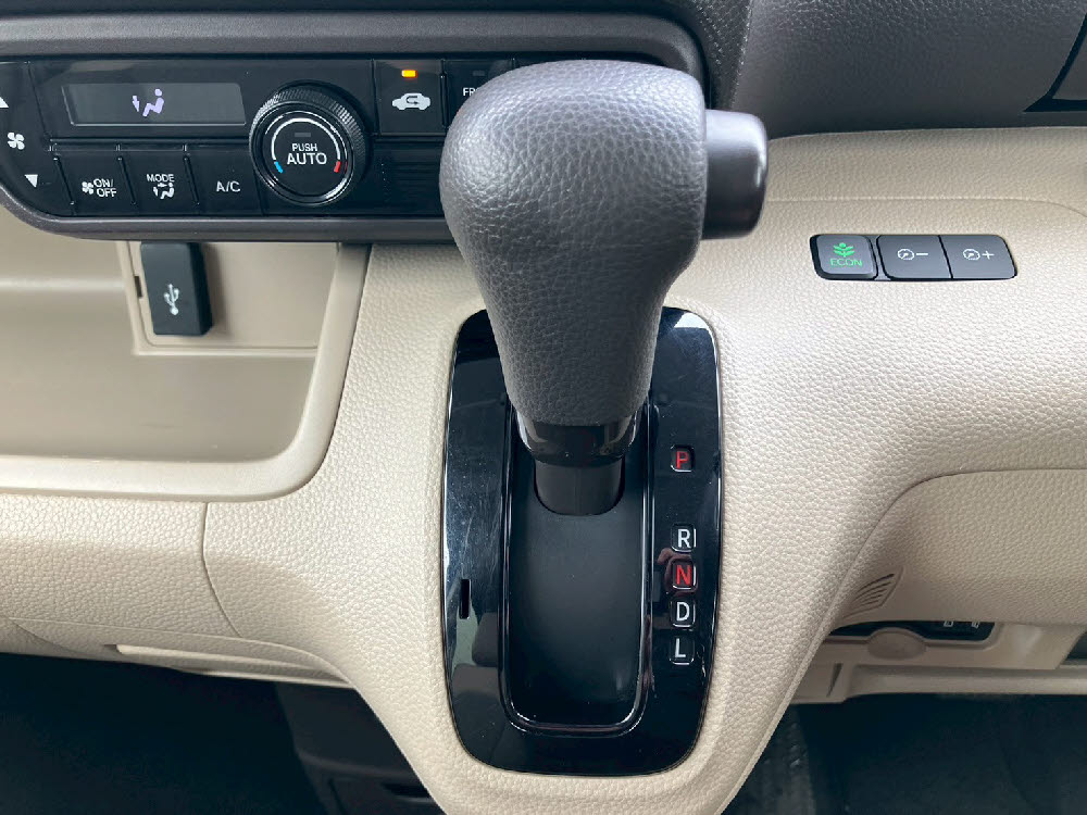 ホンダ　Ｎ ＢＯＸ　G・Honda SENSING10枚目