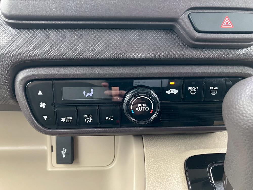 ホンダ　Ｎ ＢＯＸ　G・Honda SENSING17枚目