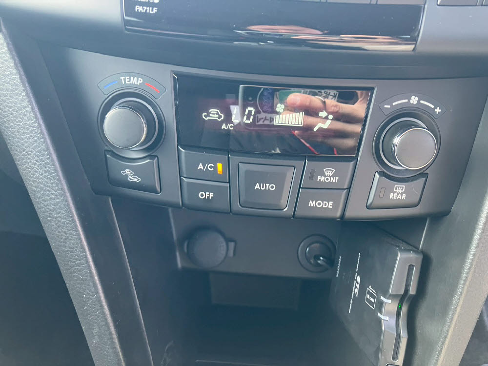 スズキ　スイフト　XG-DJE13枚目