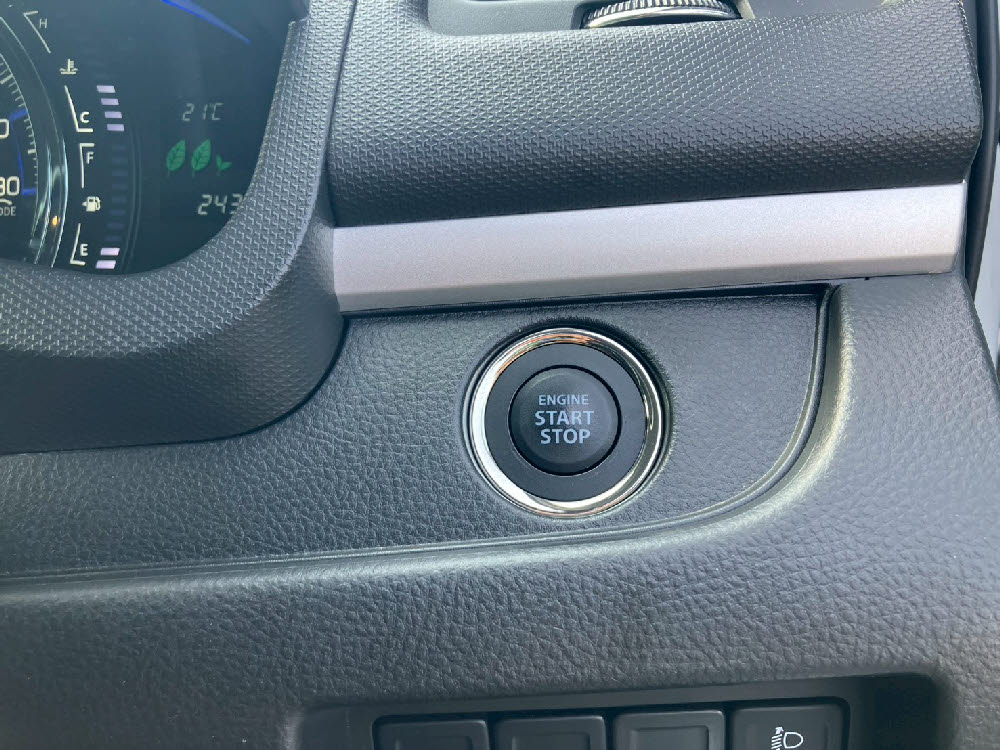 スズキ　スイフト　XG-DJE16枚目