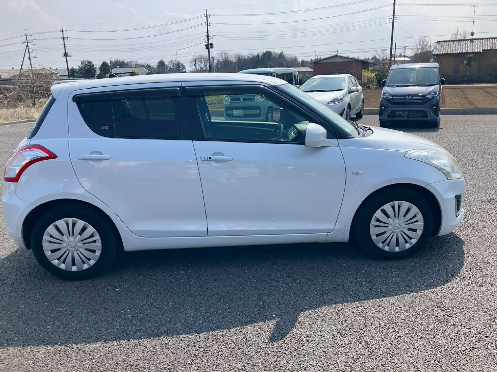 スズキ　スイフト　XG-DJE3枚目