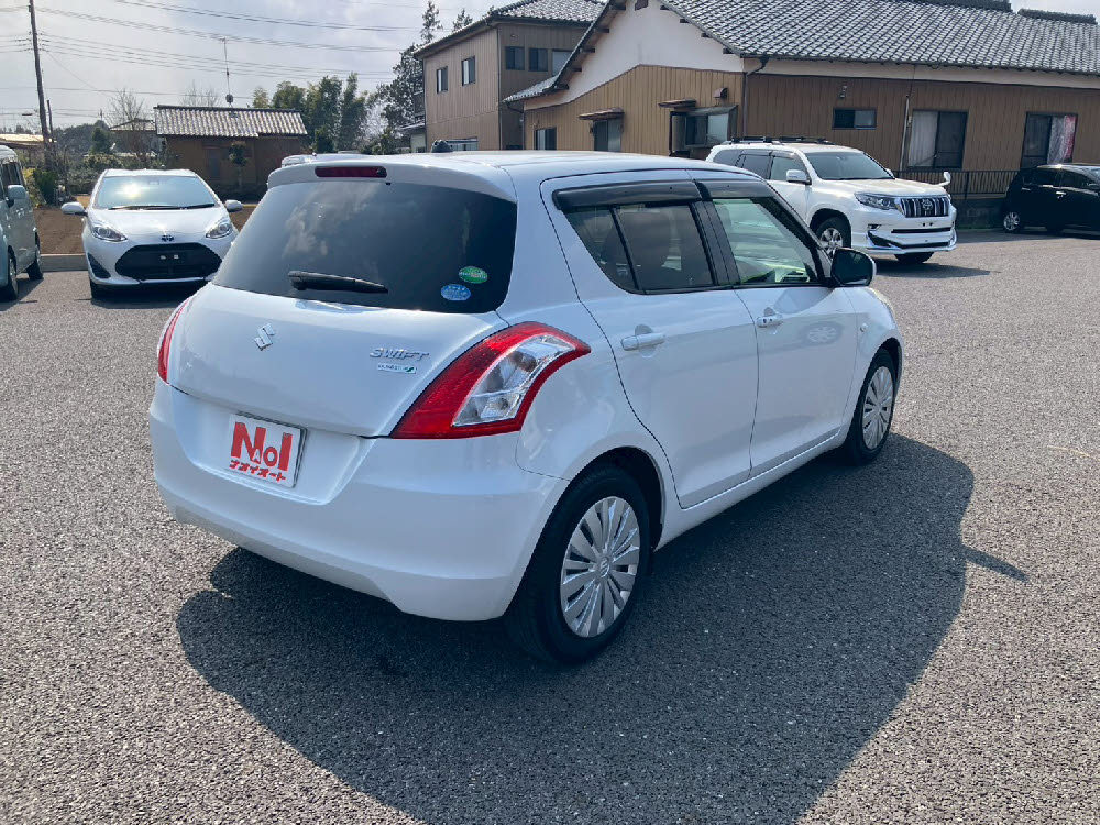 スズキ　スイフト　XG-DJE4枚目