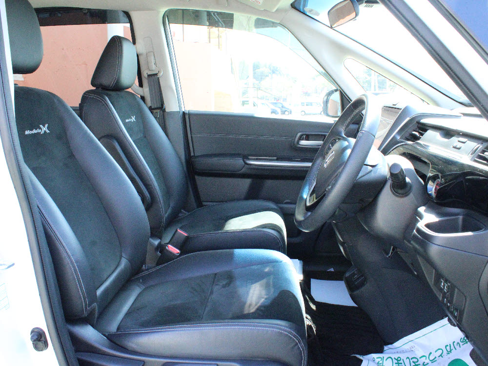 ホンダ　フリードハイブリッド モデューロX17枚目
