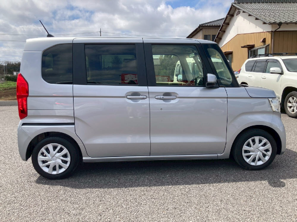 ホンダ　Ｎ ＢＯＸ　G・Honda SENSING3枚目