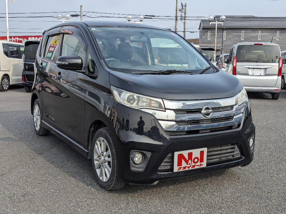 ニッサン　デイズ　ハイウェイスターJ2枚目