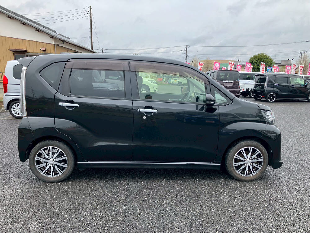 ダイハツ　ムーヴカスタム　XリミテッドSAⅢ3枚目