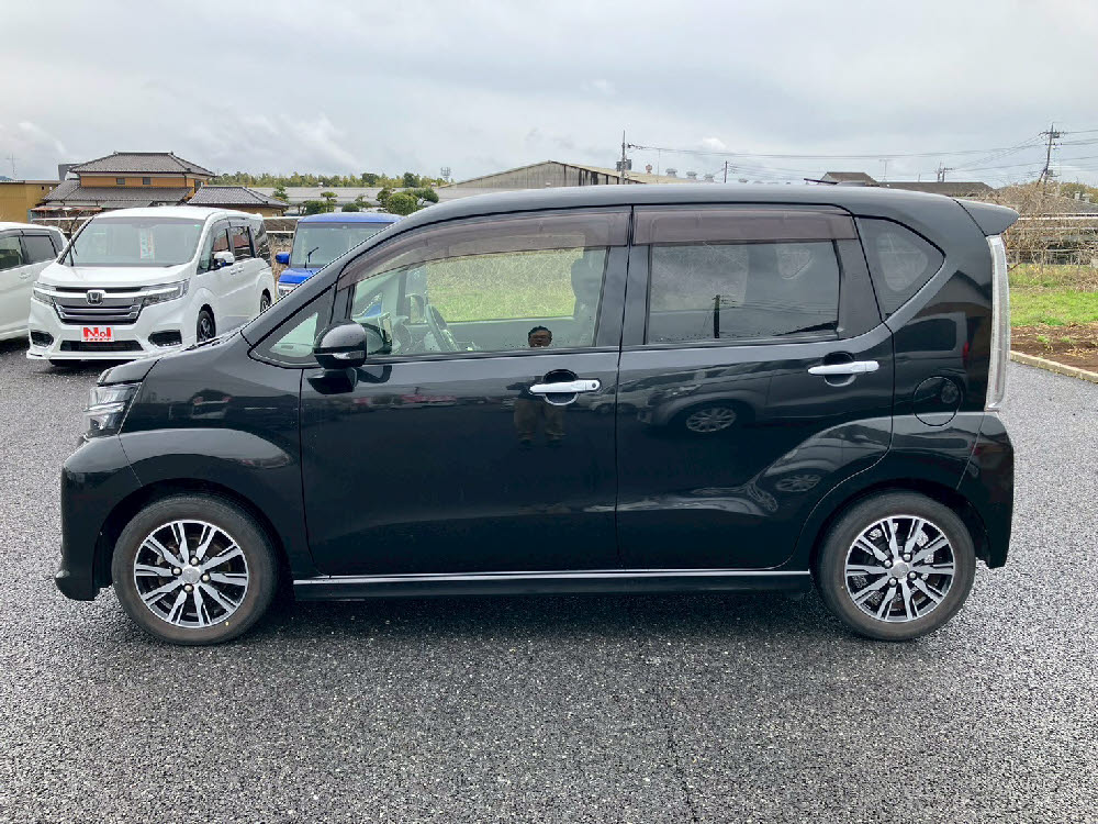 ダイハツ　ムーヴカスタム　XリミテッドSAⅢ7枚目