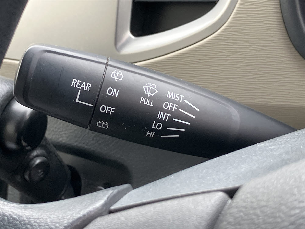 スズキ　ワゴンＲ　FX　12枚目