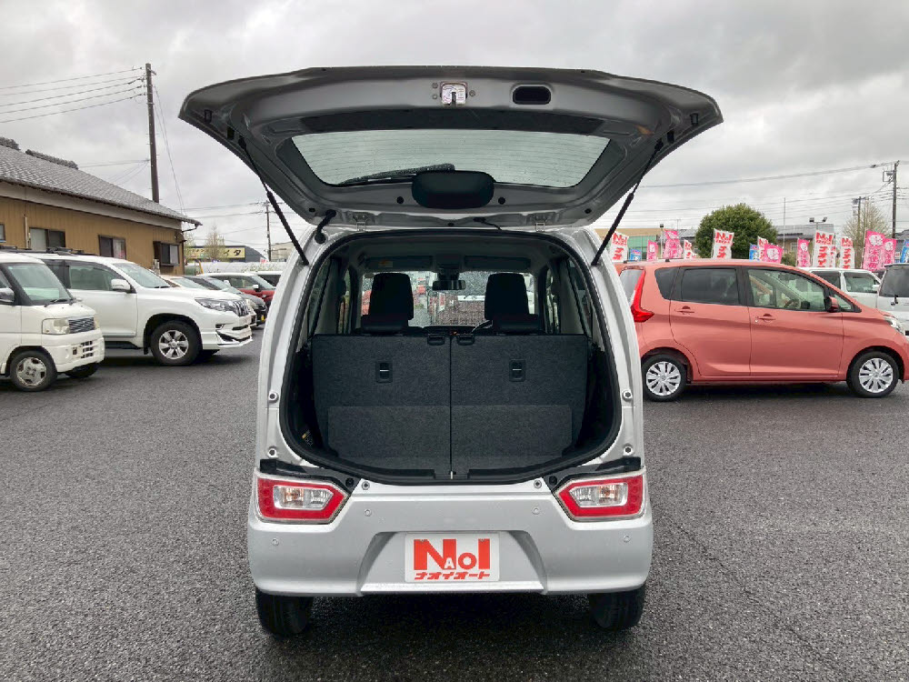 スズキ　ワゴンR HYBRID FXオーディオレス8枚目