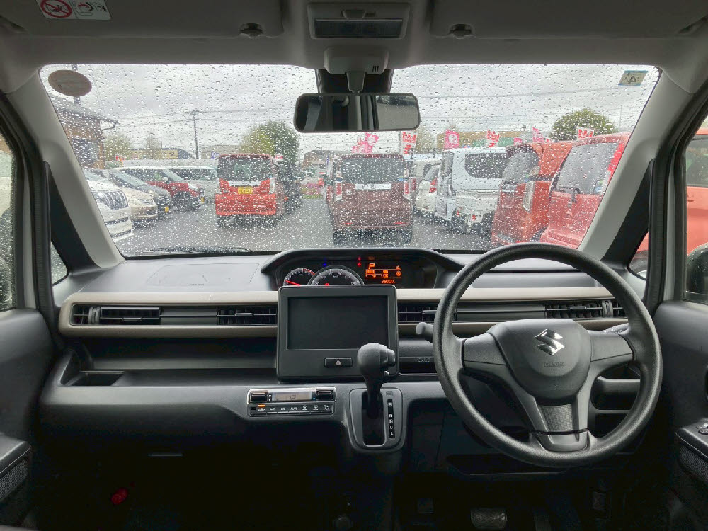 スズキ　ワゴンR HYBRID FXオーディオレス9枚目