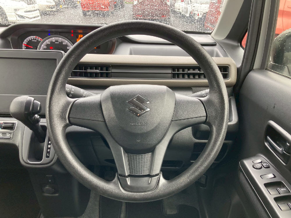 スズキ　ワゴンR HYBRID FXオーディオレス10枚目