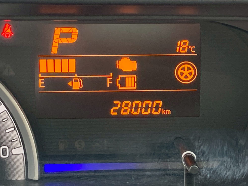 スズキ　ワゴンR HYBRID FXオーディオレス11枚目