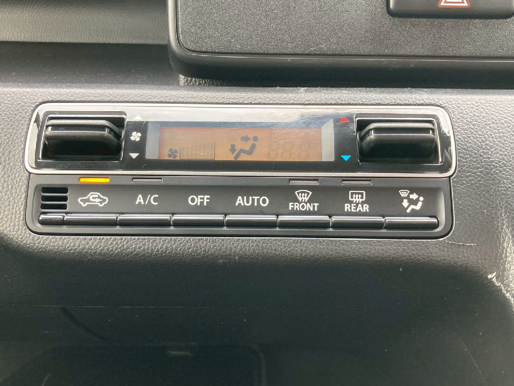 スズキ　ワゴンR HYBRID FXオーディオレス13枚目
