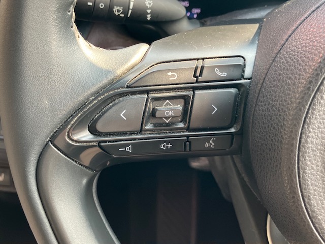 トヨタ　ヤリスクロスハイブリッド　Z17枚目