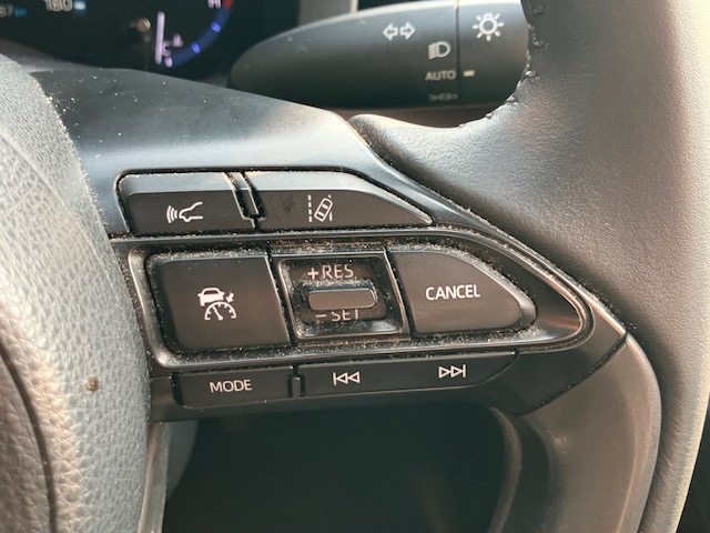 トヨタ　ヤリスクロスハイブリッド　Z18枚目