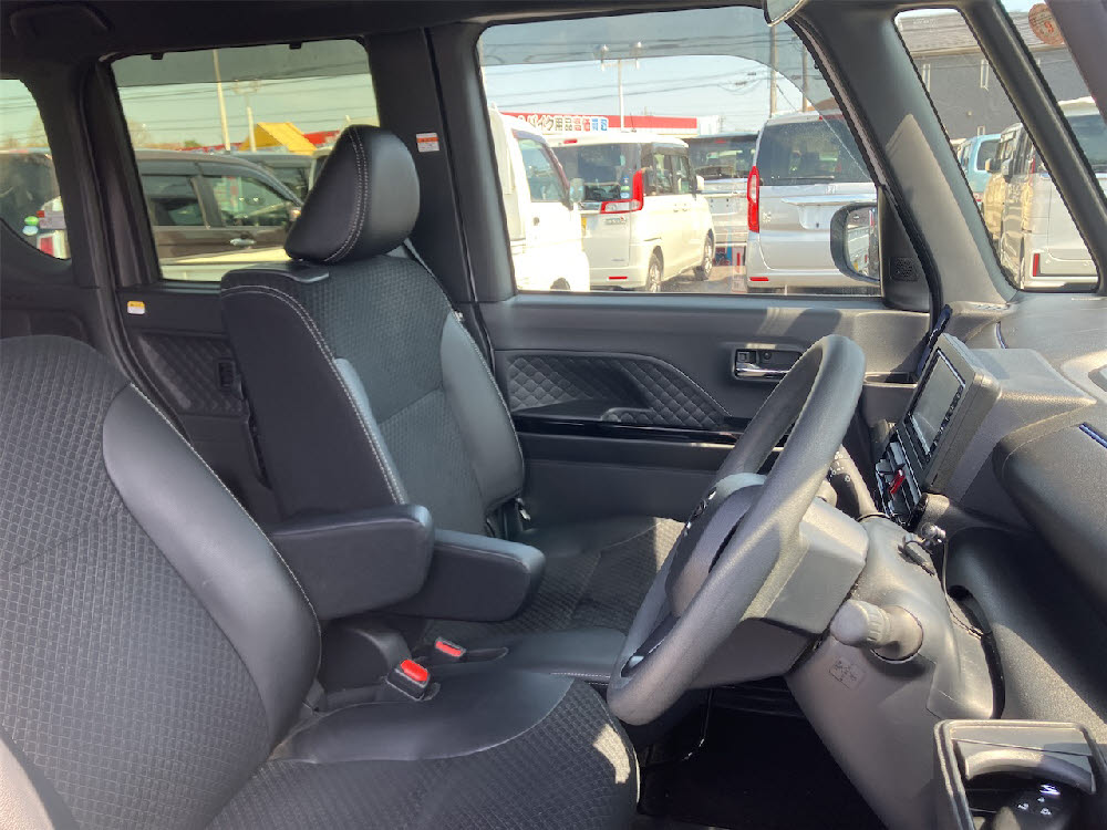 ダイハツ　タントカスタム X スタイルセレクション16枚目