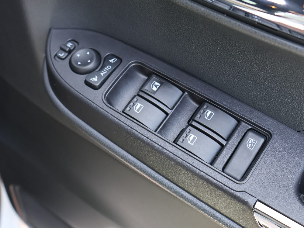 ダイハツ　タントカスタム　RS19枚目