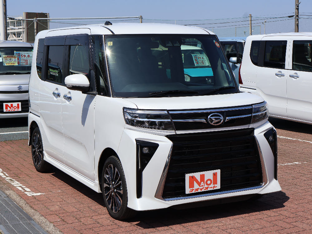 ダイハツ　タントカスタム　RS2枚目