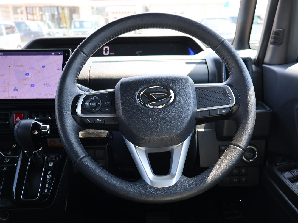 ダイハツ　タントカスタム　RS7枚目