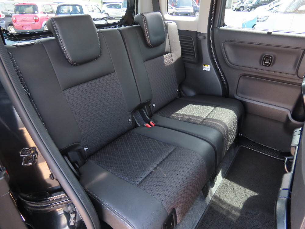 スズキ　スペーシアカスタム　HYBRID　XS10枚目