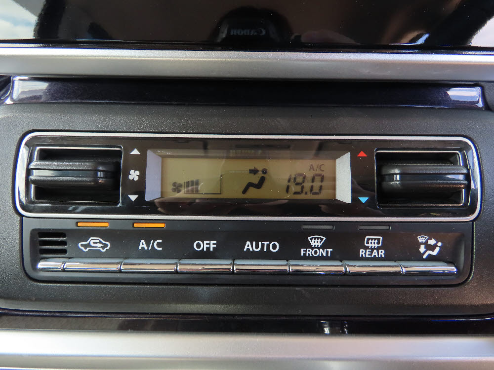 スズキ　スペーシアカスタム　HYBRID　XS12枚目
