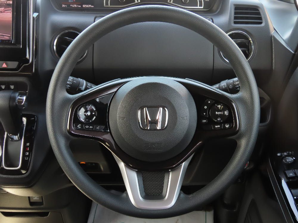 ホンダ　Ｎ ＢＯＸカスタム　G・Lホンダセンシング14枚目