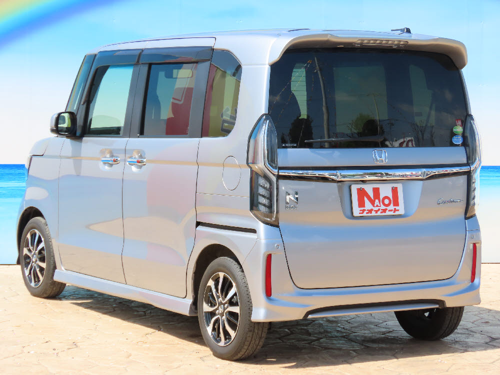 ホンダ　Ｎ ＢＯＸカスタム　G・Lホンダセンシング6枚目