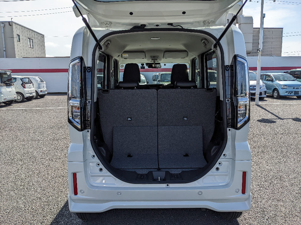 スズキ　スペーシアカスタムHYBRID　GS10枚目