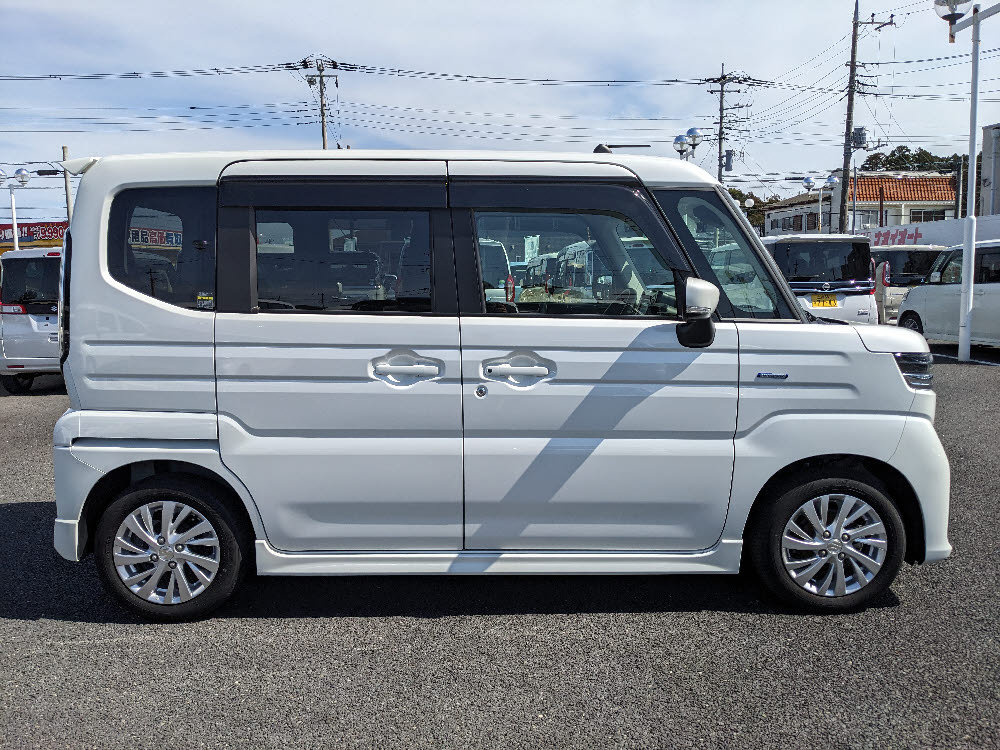 スズキ　スペーシアカスタムHYBRID　GS3枚目