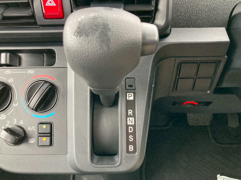 ダイハツ　タント　L アップグレードパック16枚目