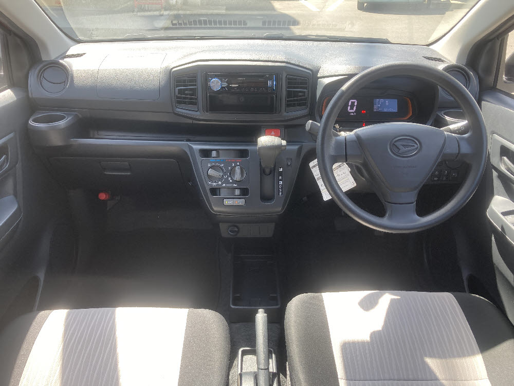 ダイハツ　ミライース　L-SAⅢ10枚目