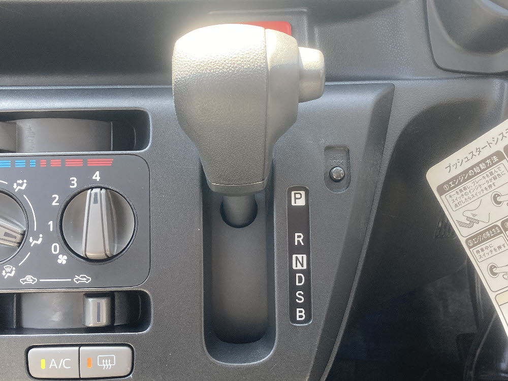 ダイハツ　ミライース　L-SAⅢ15枚目