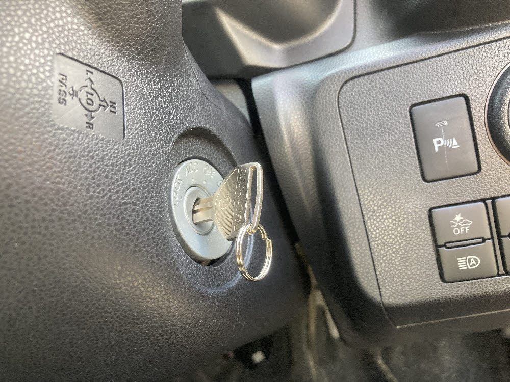 ダイハツ　ミライース　L-SAⅢ17枚目