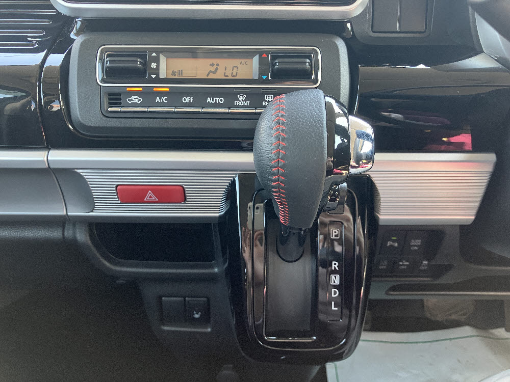 スズキ　スペーシアカスタム ハイブリッド XS17枚目