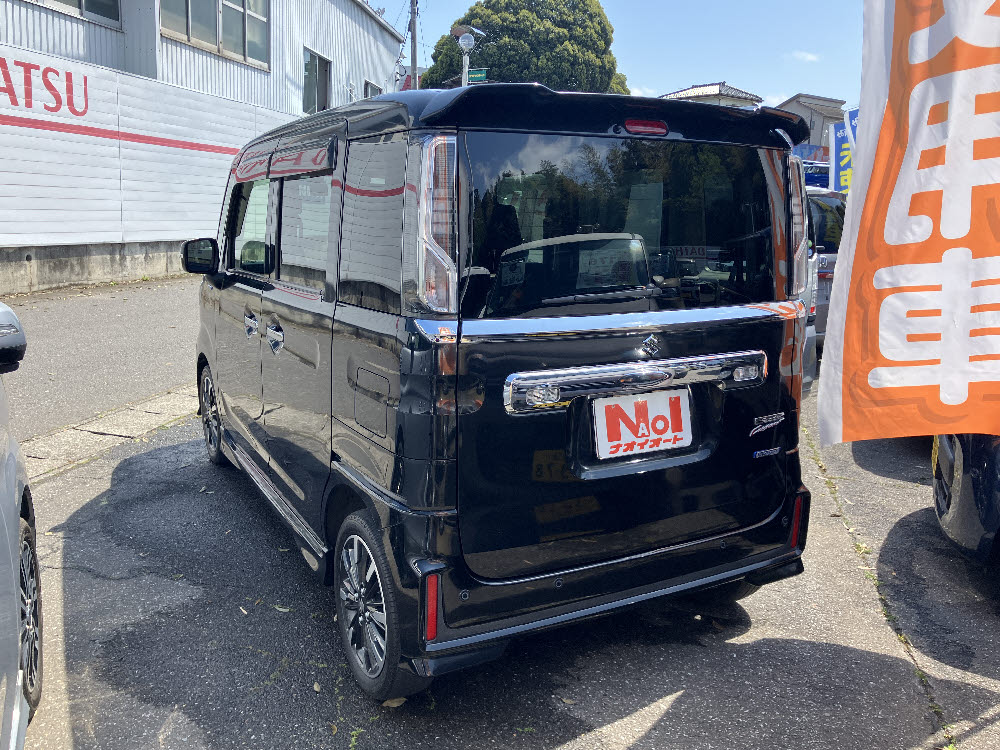 スズキ　スペーシアカスタム ハイブリッド XS3枚目