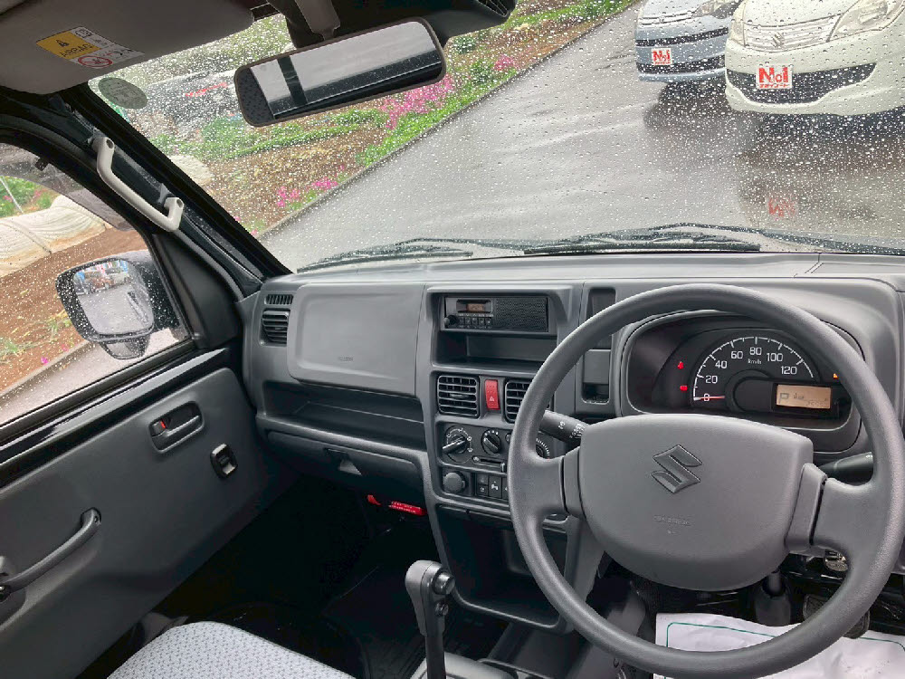 スズキ　キャリィトラック　KC AC・PS　4WD　AT 10枚目