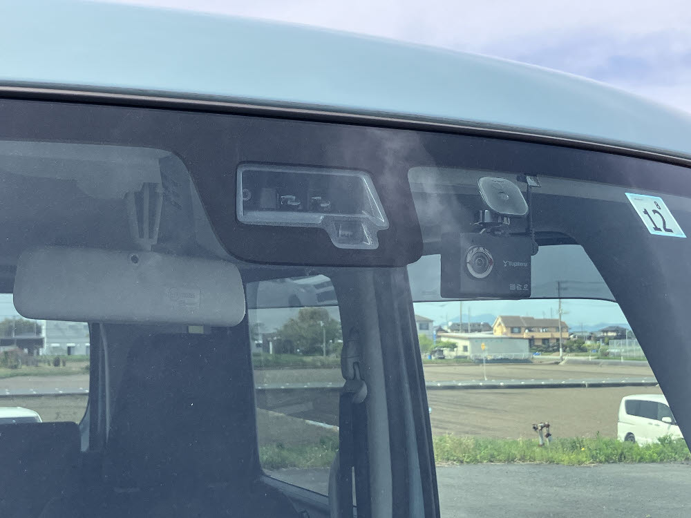 スズキ　スペーシア　HYBRID G13枚目